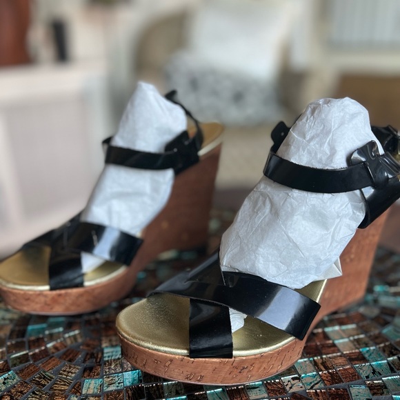 Michael Kors  Black patten wedge sandals - Picture 7 of 11